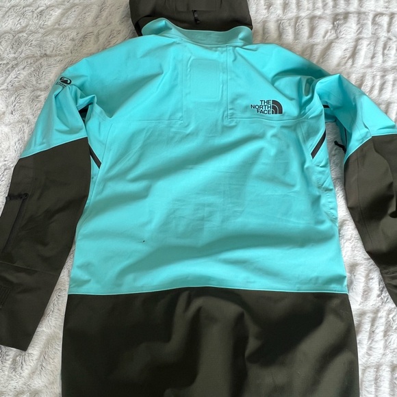Northface Futurelight mens XS jacket. Lightly used. - Picture 2 of 6